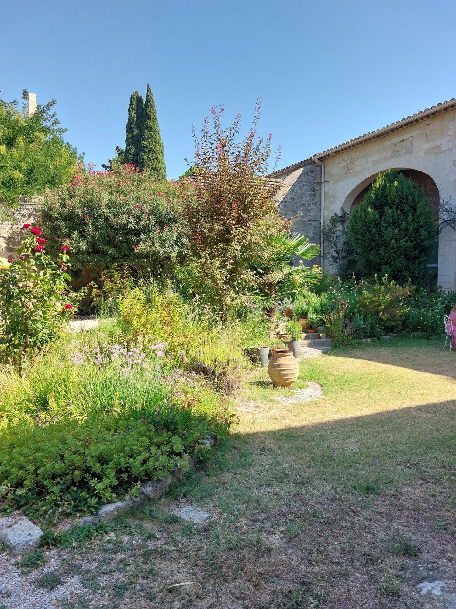 Mas Fontclaire - Sommieres Apartment Exterior foto